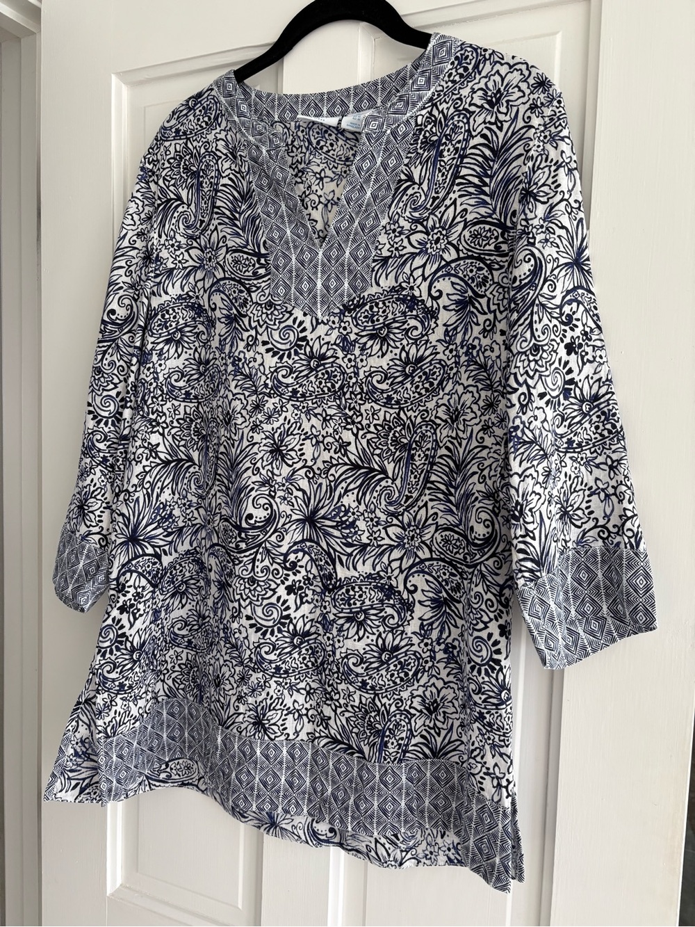 Sigrid Olsen Blue and White Floral Linen Top - 100% Linen. Size M